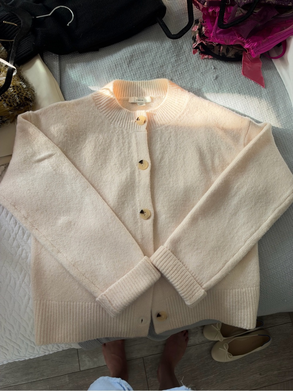 Vince Soft Cream Button-Front Women's Sweater Cardigan size XS